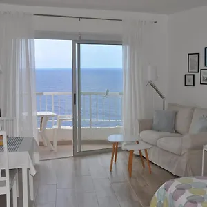 bright-studio-by-the-sea.tenerifehoteles.net/